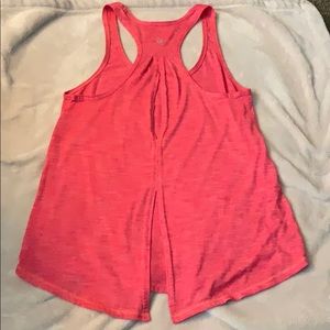Lululemon tank top with bottom slit